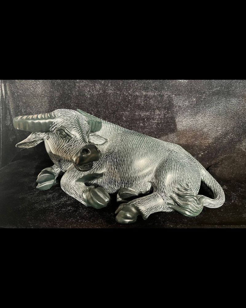 解甲归田牛（岫玉卧牛）